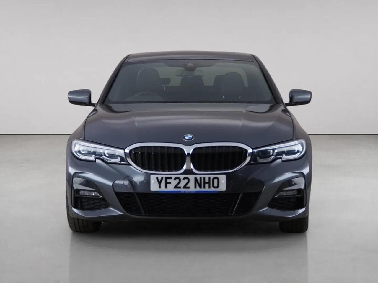 BMW 3 Series thumbnail Front