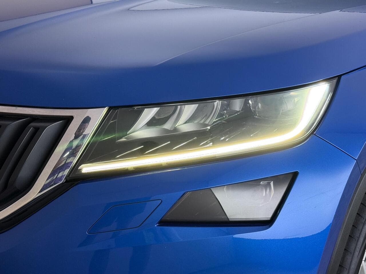 Skoda Kodiaq thumbnail Lights Front