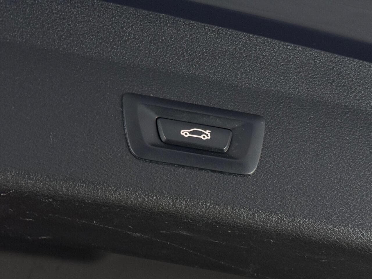 BMW X1 thumbnail Misc Controls