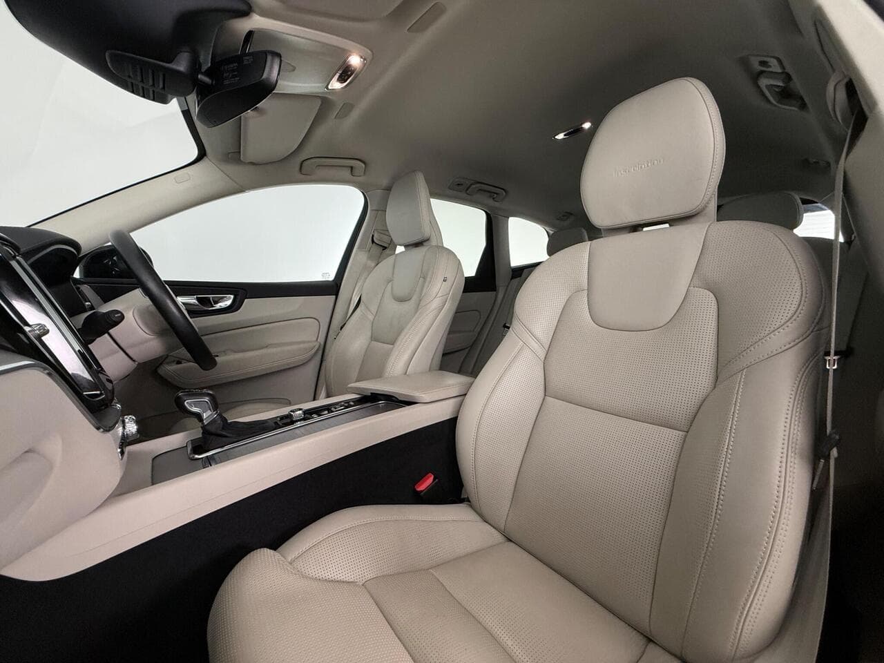 Volvo XC60 thumbnail Seat Front Passenger