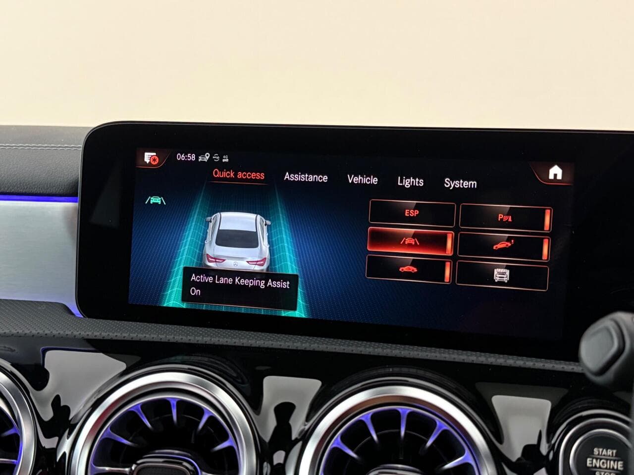 Mercedes-Benz CLA thumbnail Infotainment System