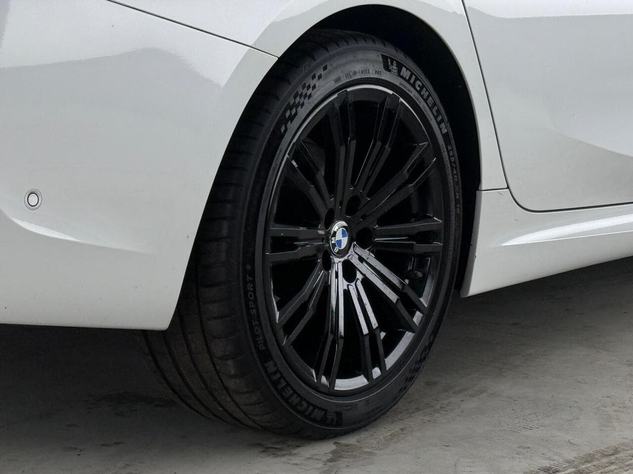 BMW 3 Series thumbnail Wheel