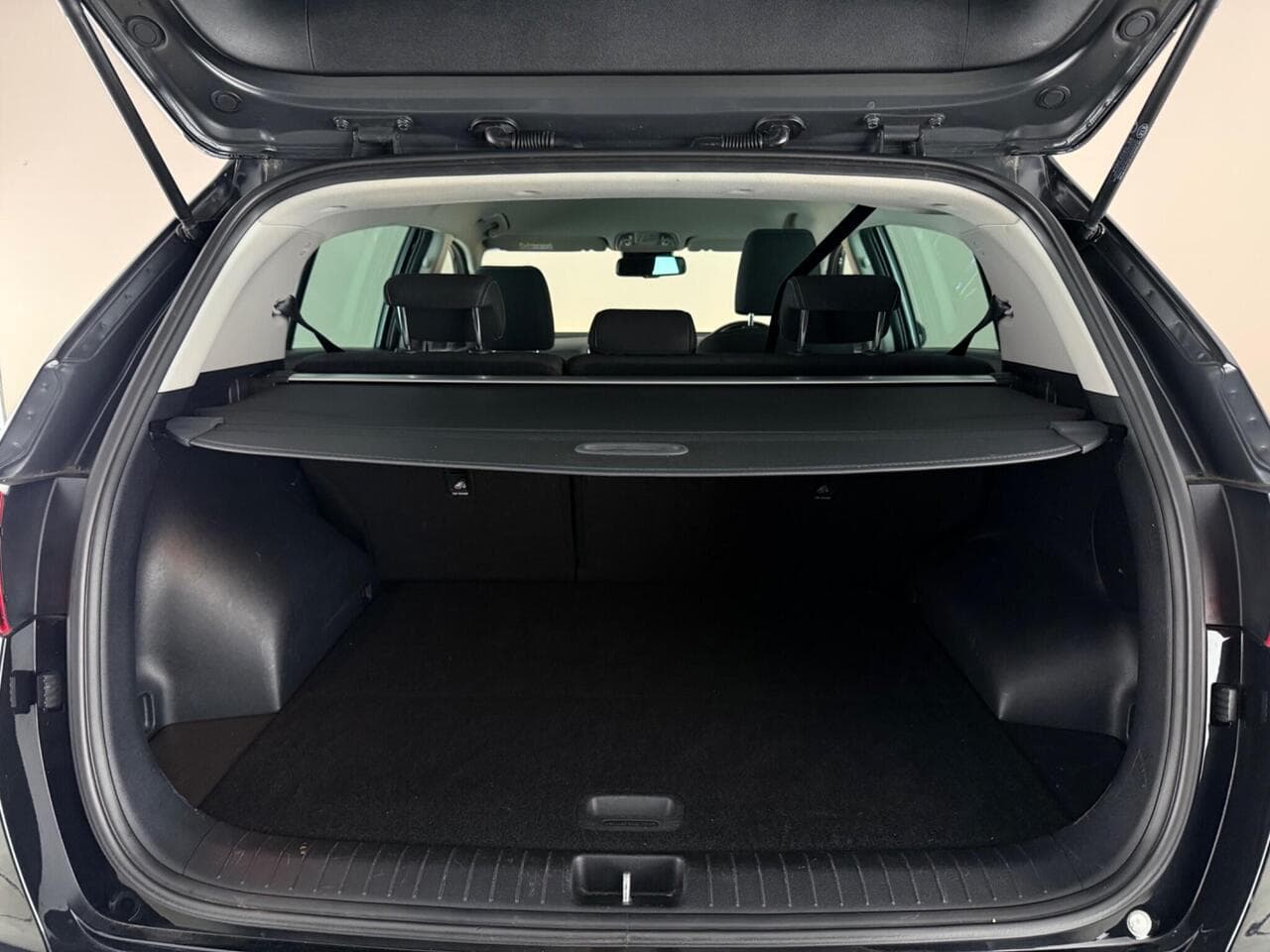 Kia Sportage thumbnail Boot
