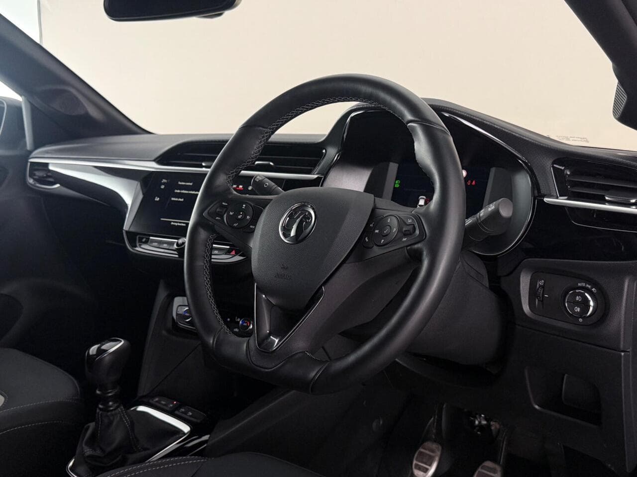 Vauxhall Corsa thumbnail Interior Front