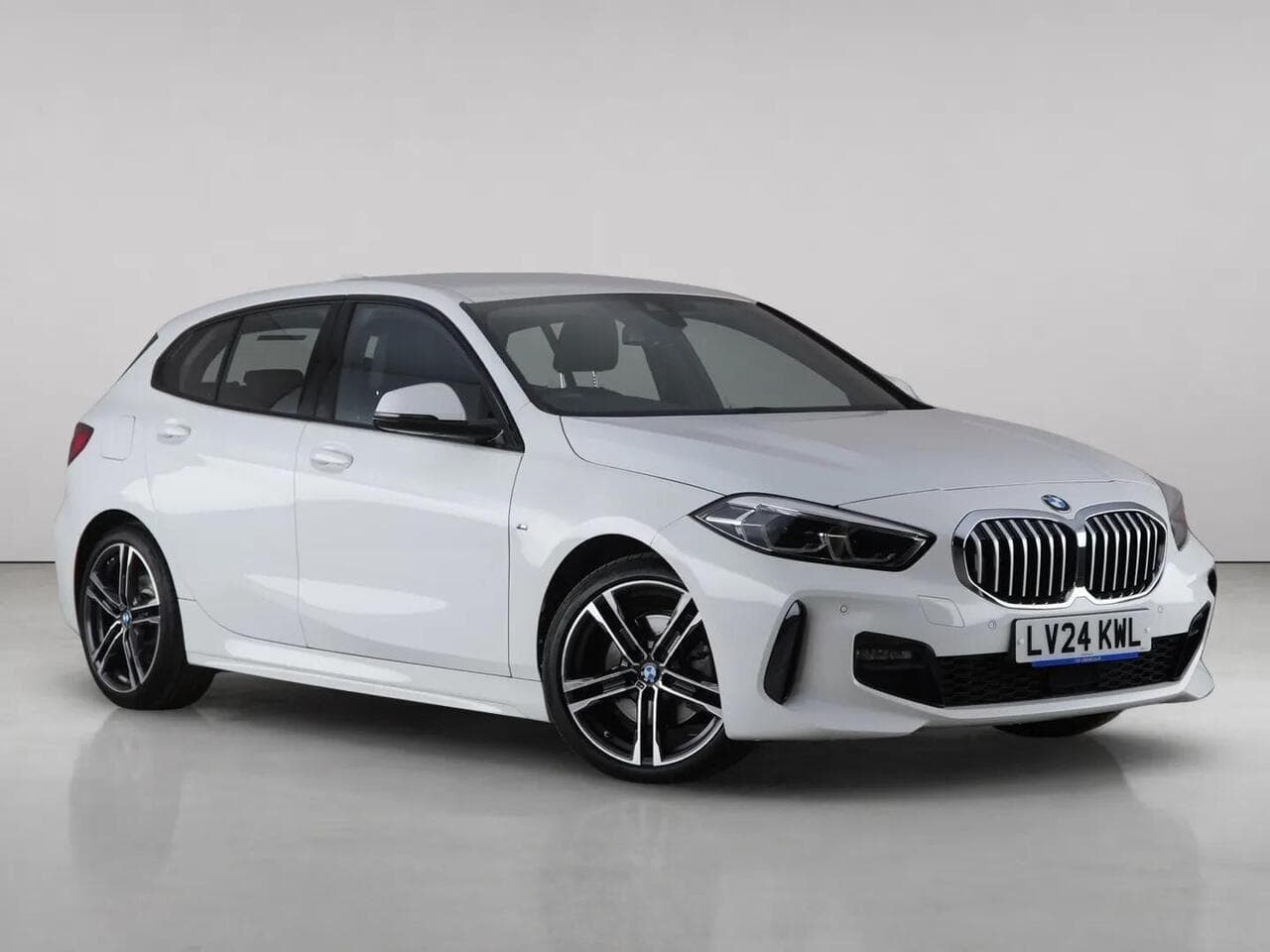 BMW 1 Series - BMW 1 Series 1.5 118i M Sport (LCP) DCT Euro 6 (s/s) 5dr
