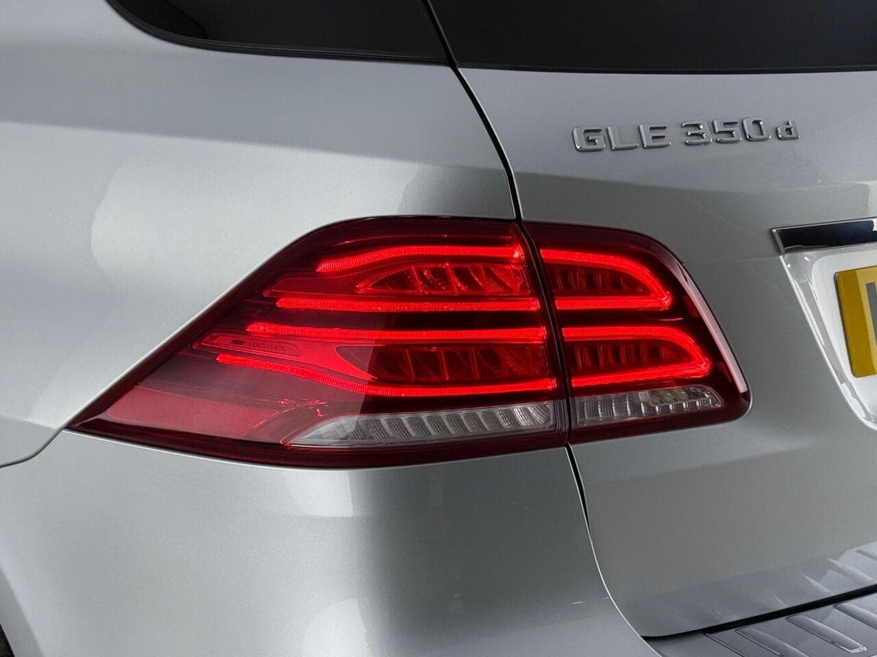 Mercedes-Benz GLE thumbnail Lights Rear