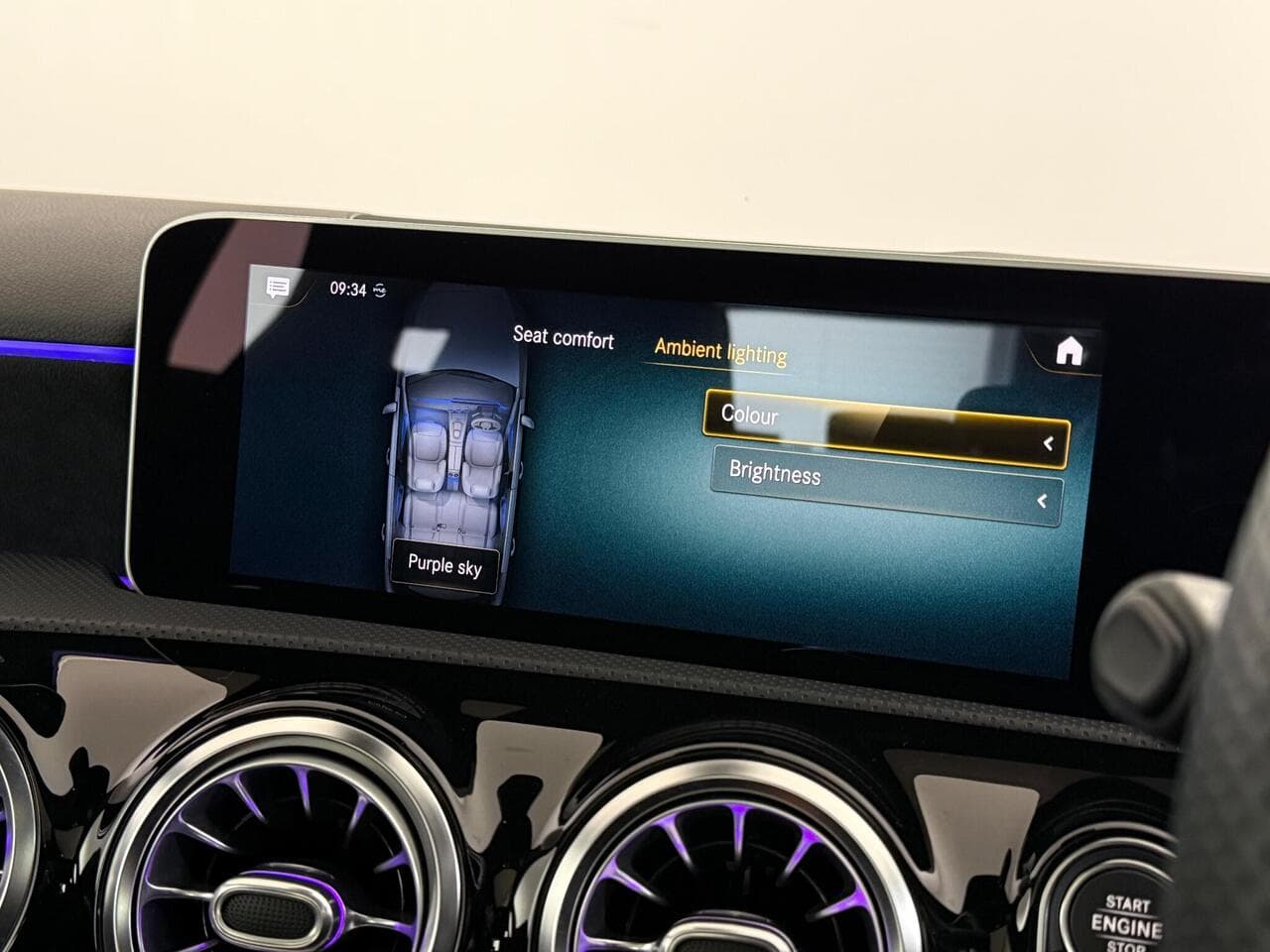 Mercedes-Benz A Class thumbnail Infotainment System