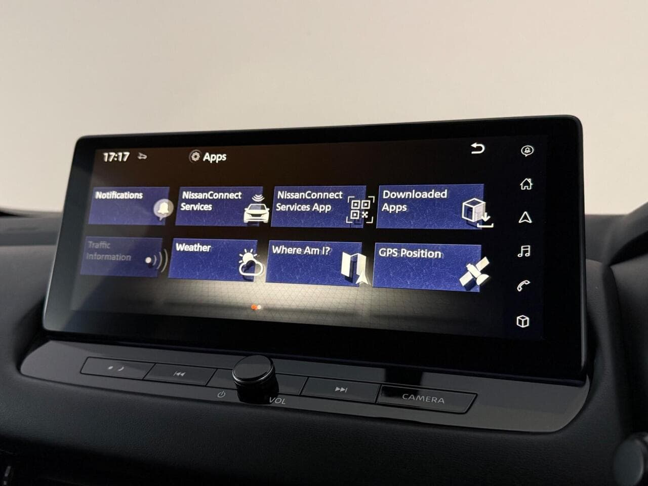 Nissan Qashqai thumbnail Infotainment System