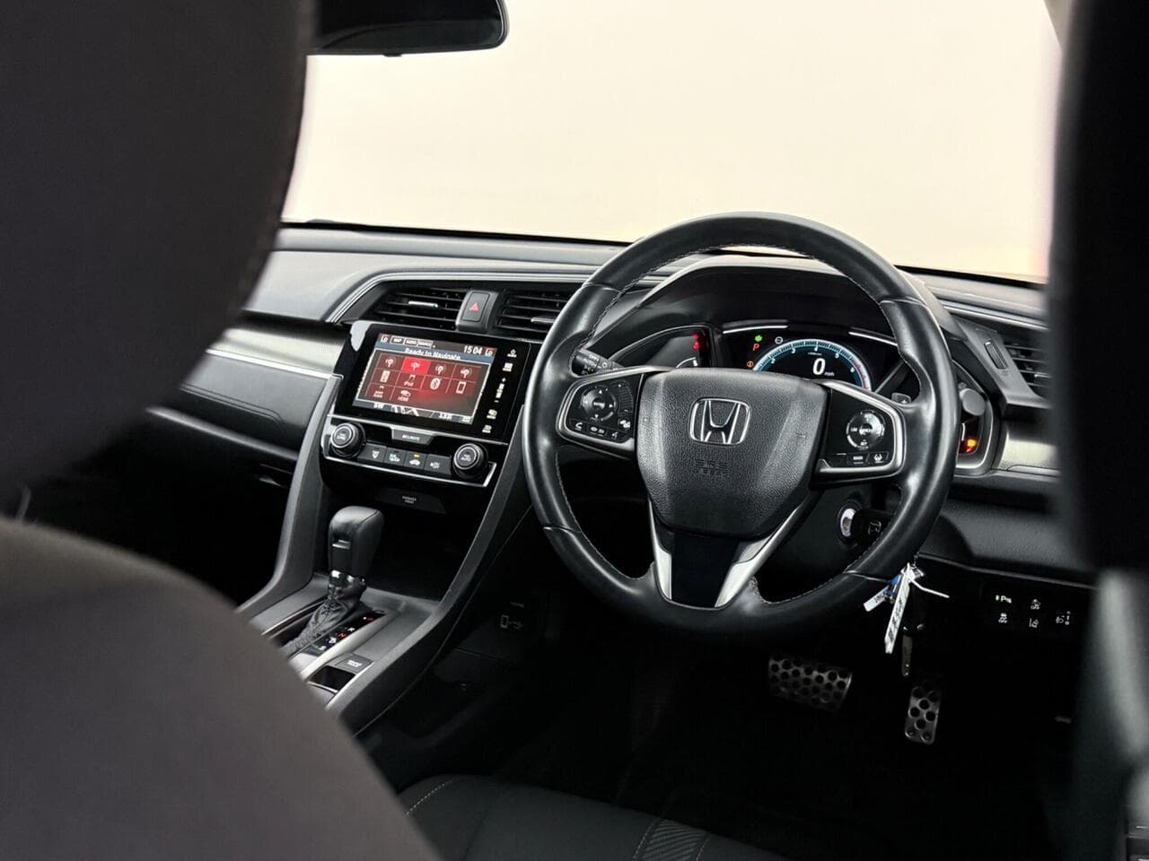 Honda Civic thumbnail Interior Front