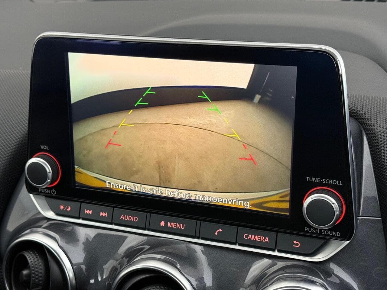 Nissan Juke thumbnail Infotainment System