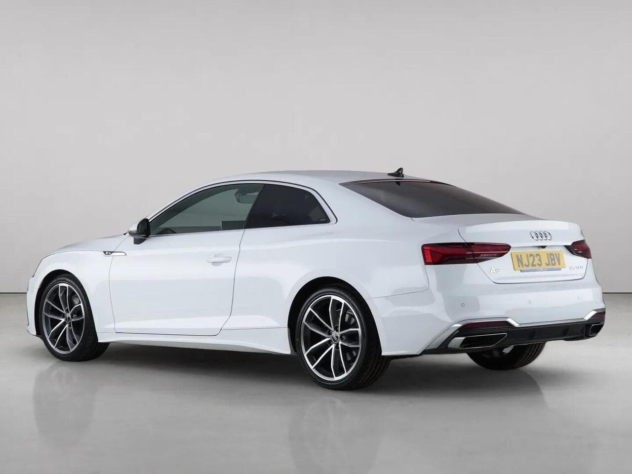 Audi A5 thumbnail Rear Left