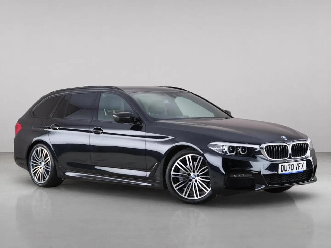 BMW 5 Series - BMW 5 Series 2.0 520d MHT M Sport Touring Auto Euro 6 (s/s) 5dr