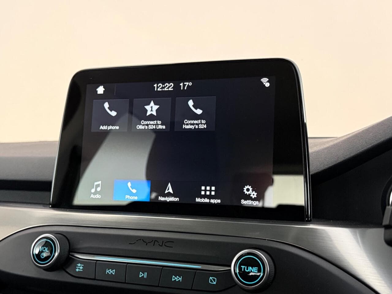 Ford Focus thumbnail Infotainment System