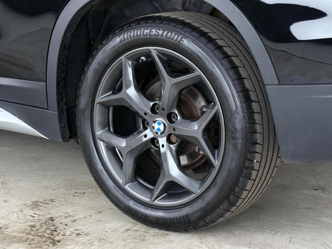 BMW X1 thumbnail Wheel