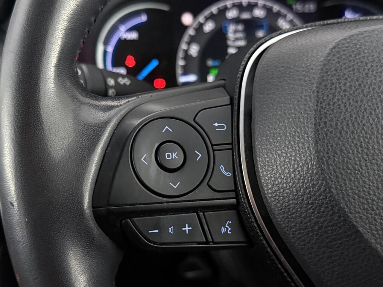 Toyota RAV4 thumbnail Misc Controls