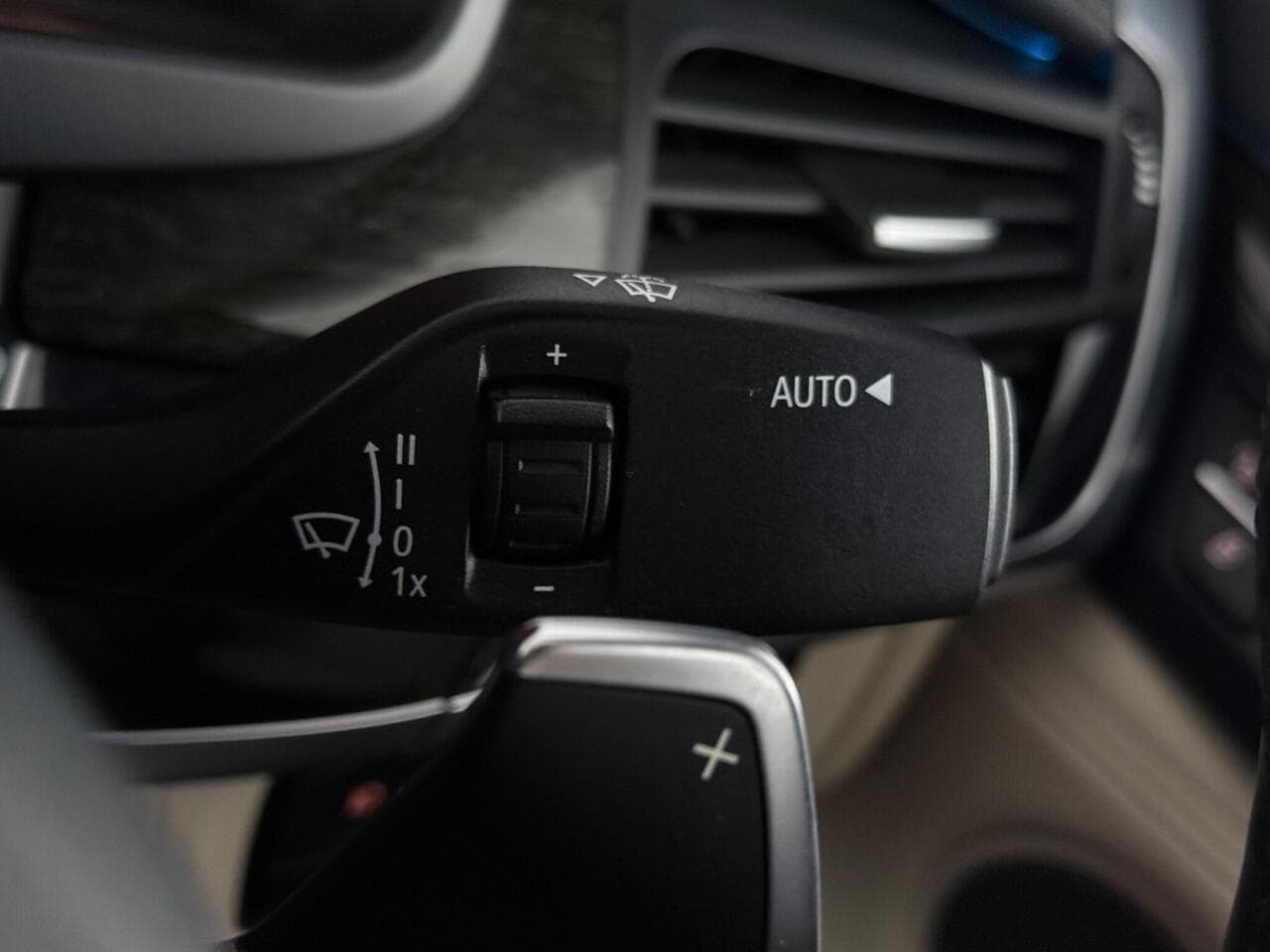 BMW X6 thumbnail Misc Controls