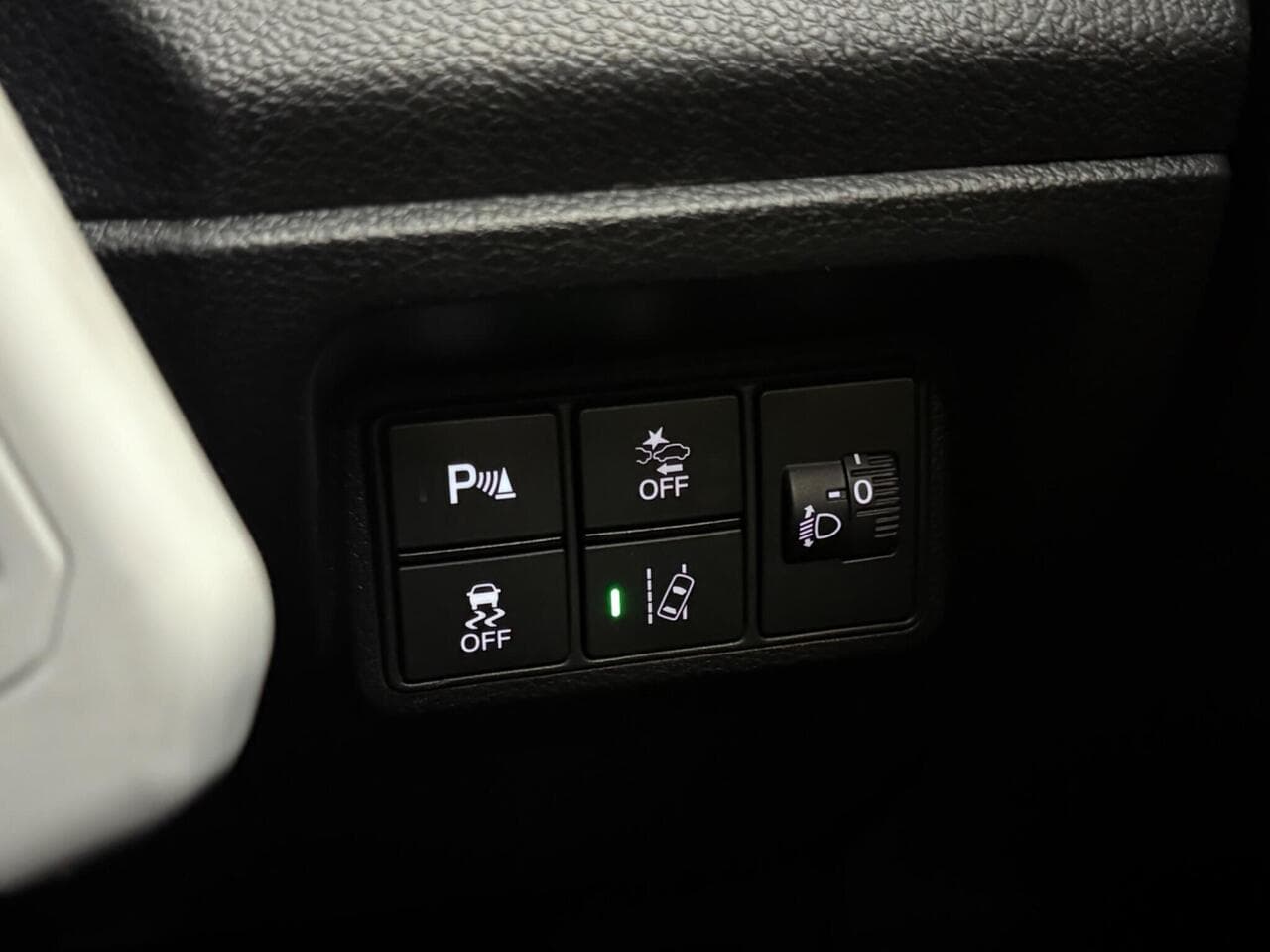 Honda Civic thumbnail Misc Controls