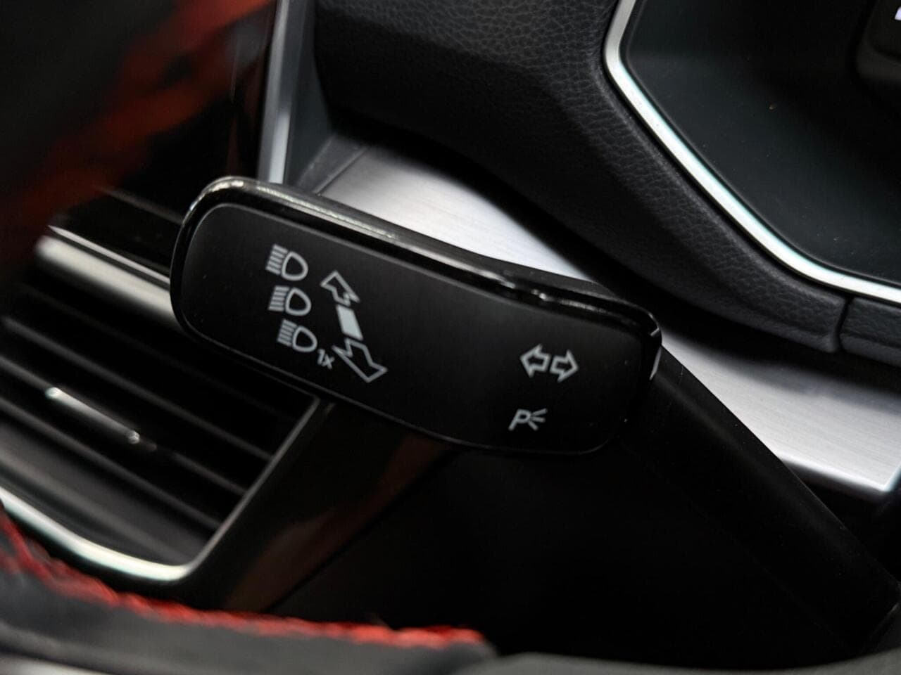 SEAT Tarraco thumbnail Misc Controls