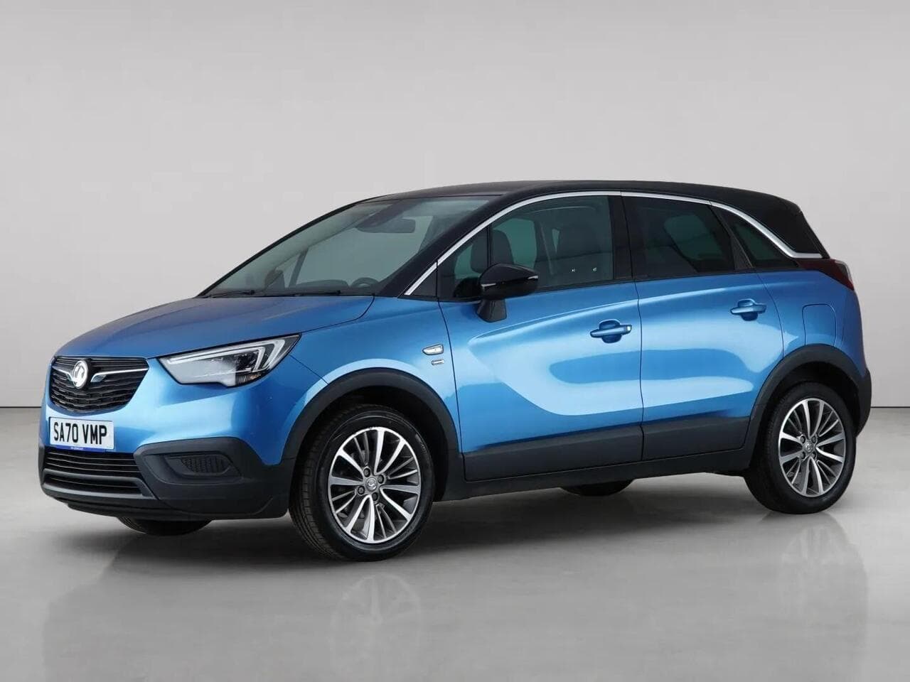 Vauxhall Crossland X thumbnail Front Left