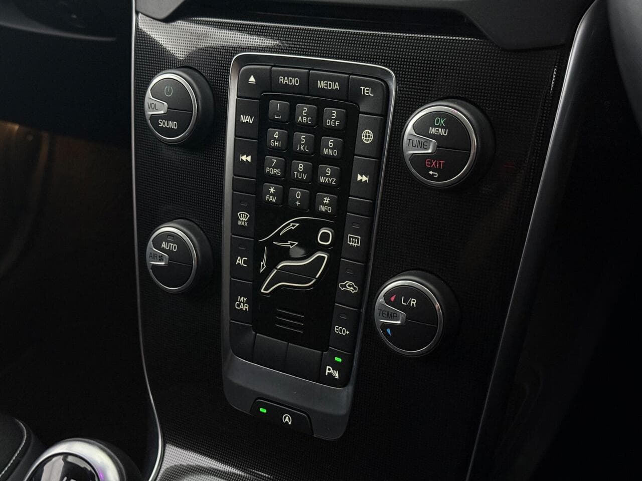 Volvo V40 thumbnail Misc Controls