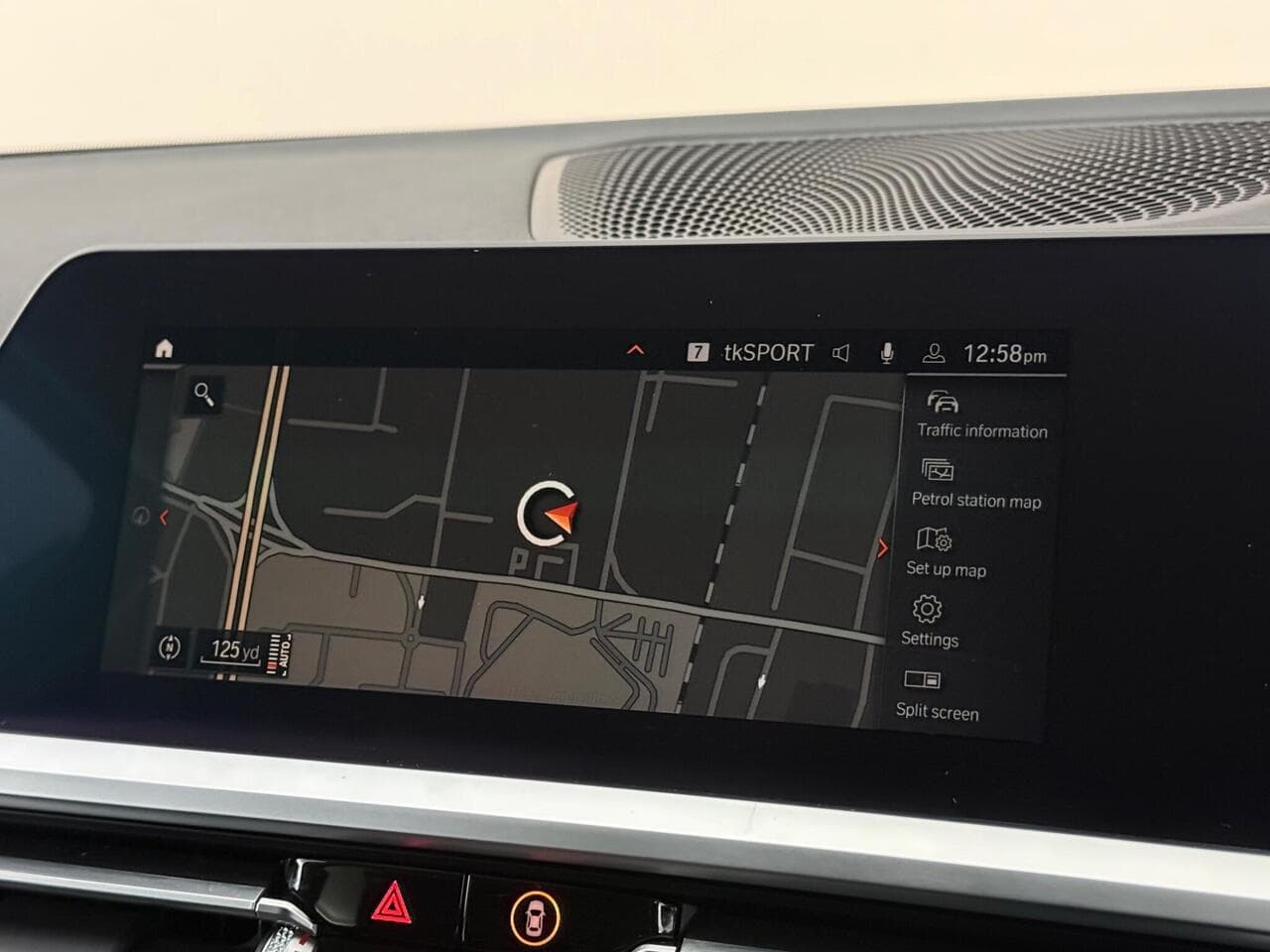 BMW 3 Series thumbnail Infotainment System