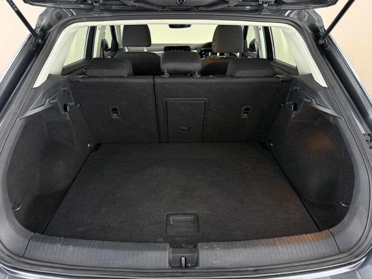 Volkswagen T-Roc thumbnail Boot