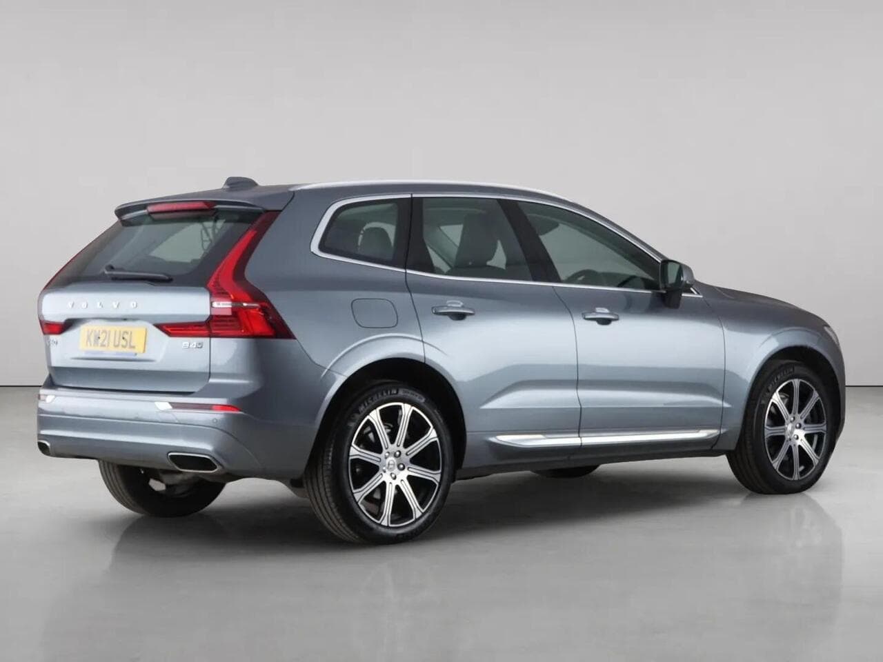 Volvo XC60 thumbnail Rear Right