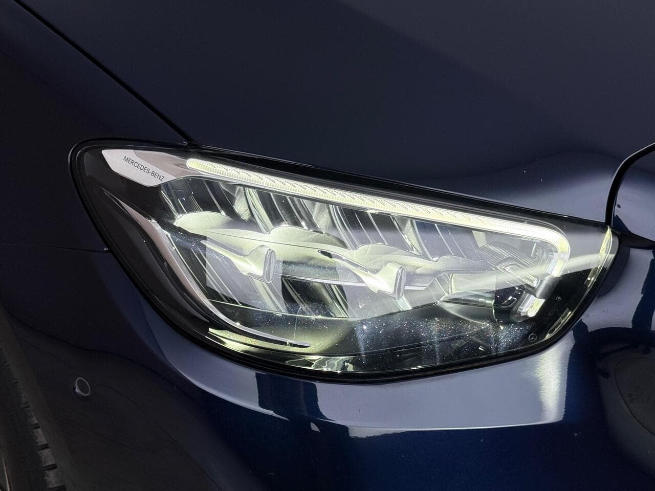 Mercedes-Benz E Class thumbnail Lights Front