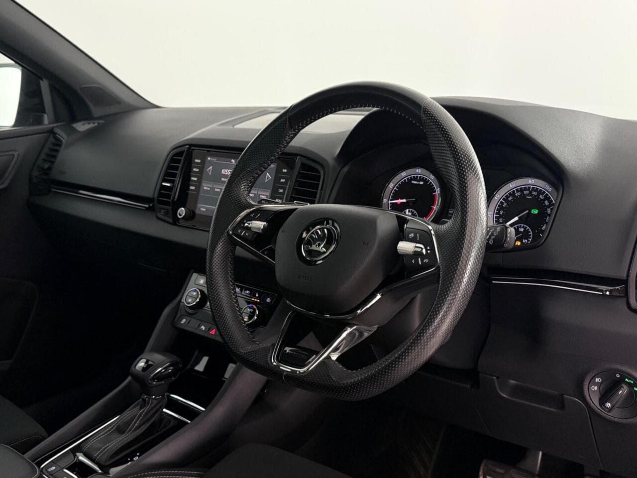 Skoda Karoq thumbnail Interior Front