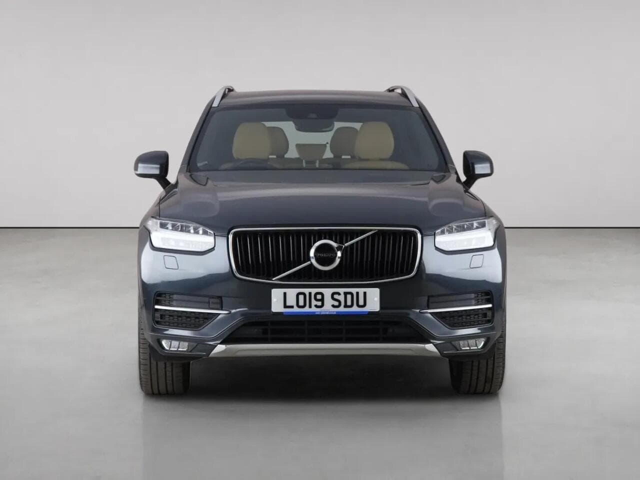 Volvo XC90 thumbnail Front