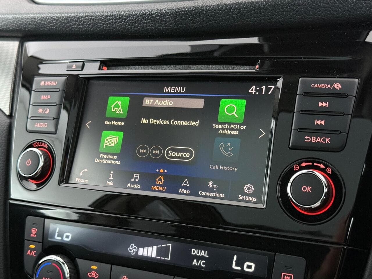 Nissan Qashqai thumbnail Infotainment System