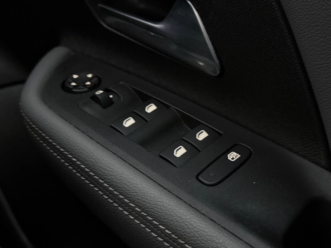 Vauxhall Mokka thumbnail Misc Controls