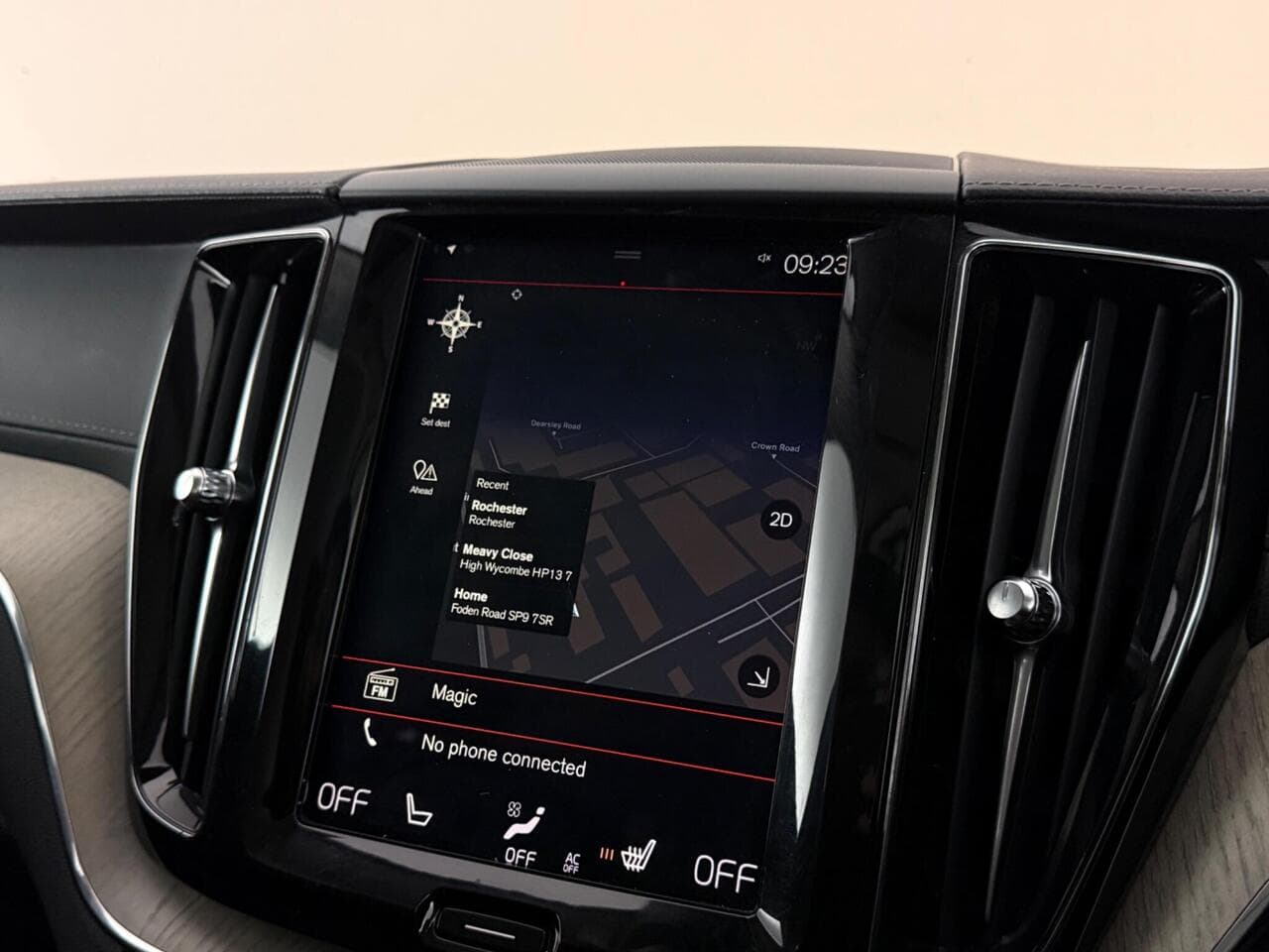 Volvo XC60 thumbnail Infotainment System