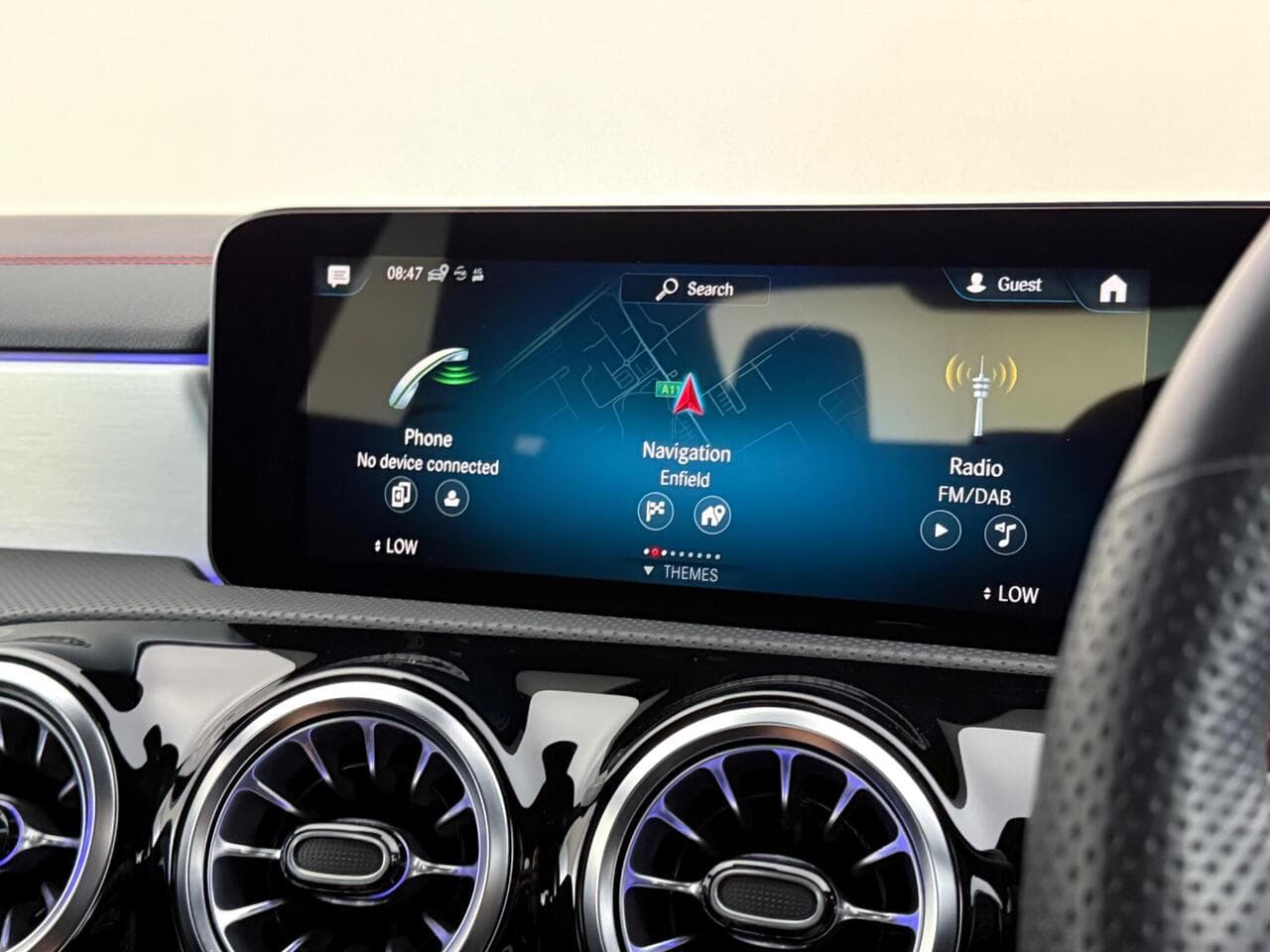 Mercedes-Benz CLA thumbnail Infotainment System