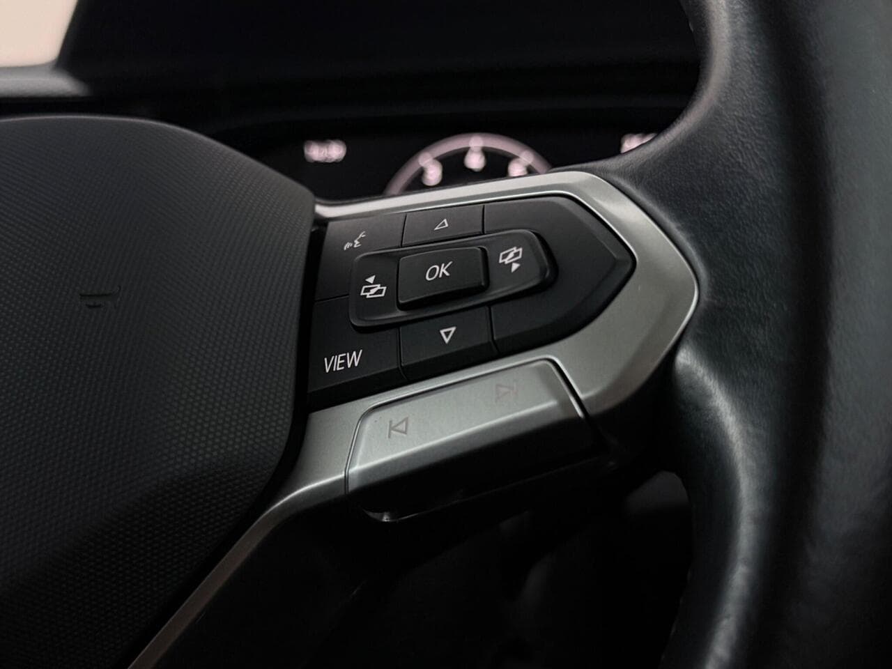 Volkswagen Polo thumbnail Misc Controls