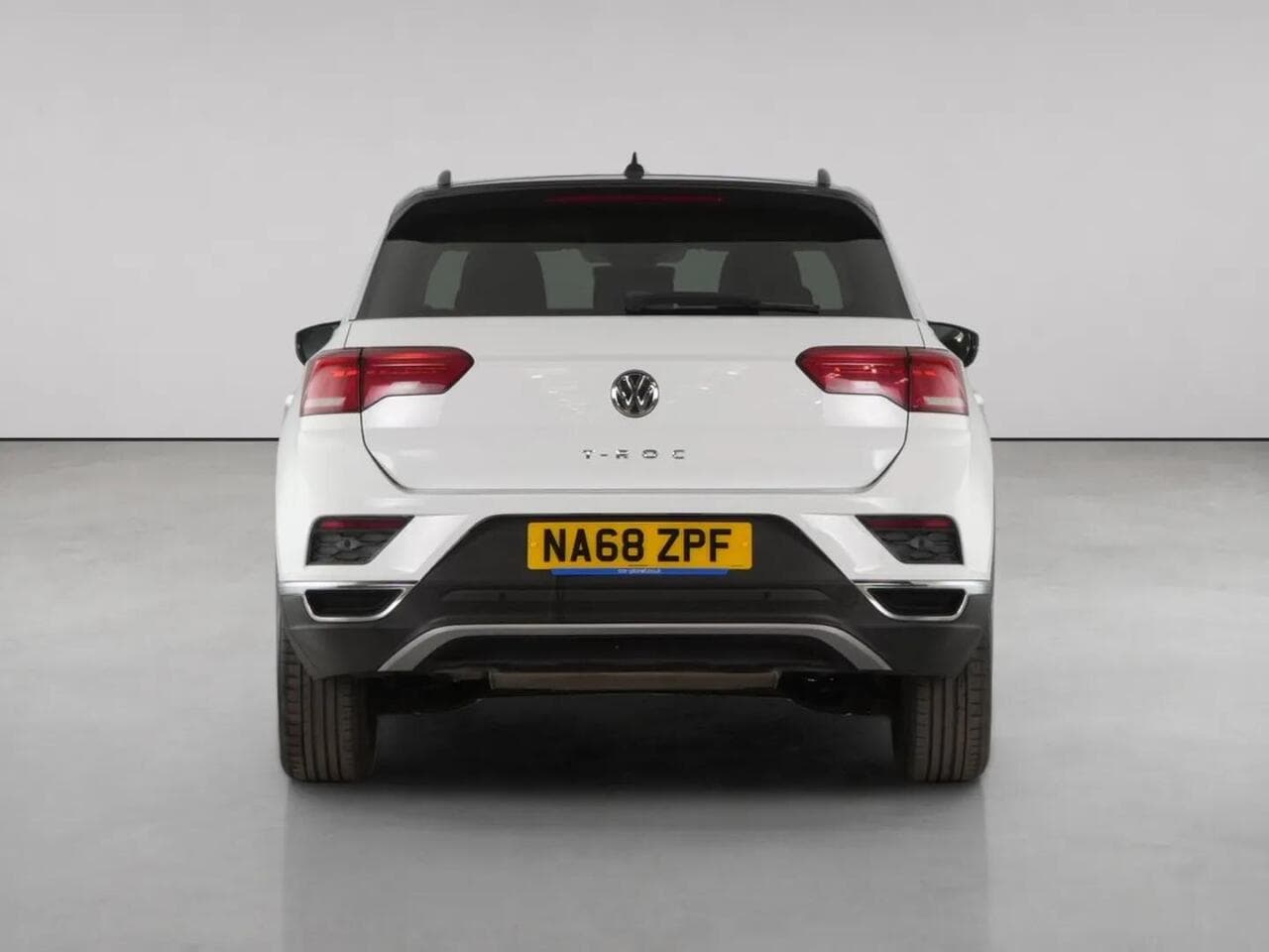 Volkswagen T-Roc thumbnail Rear
