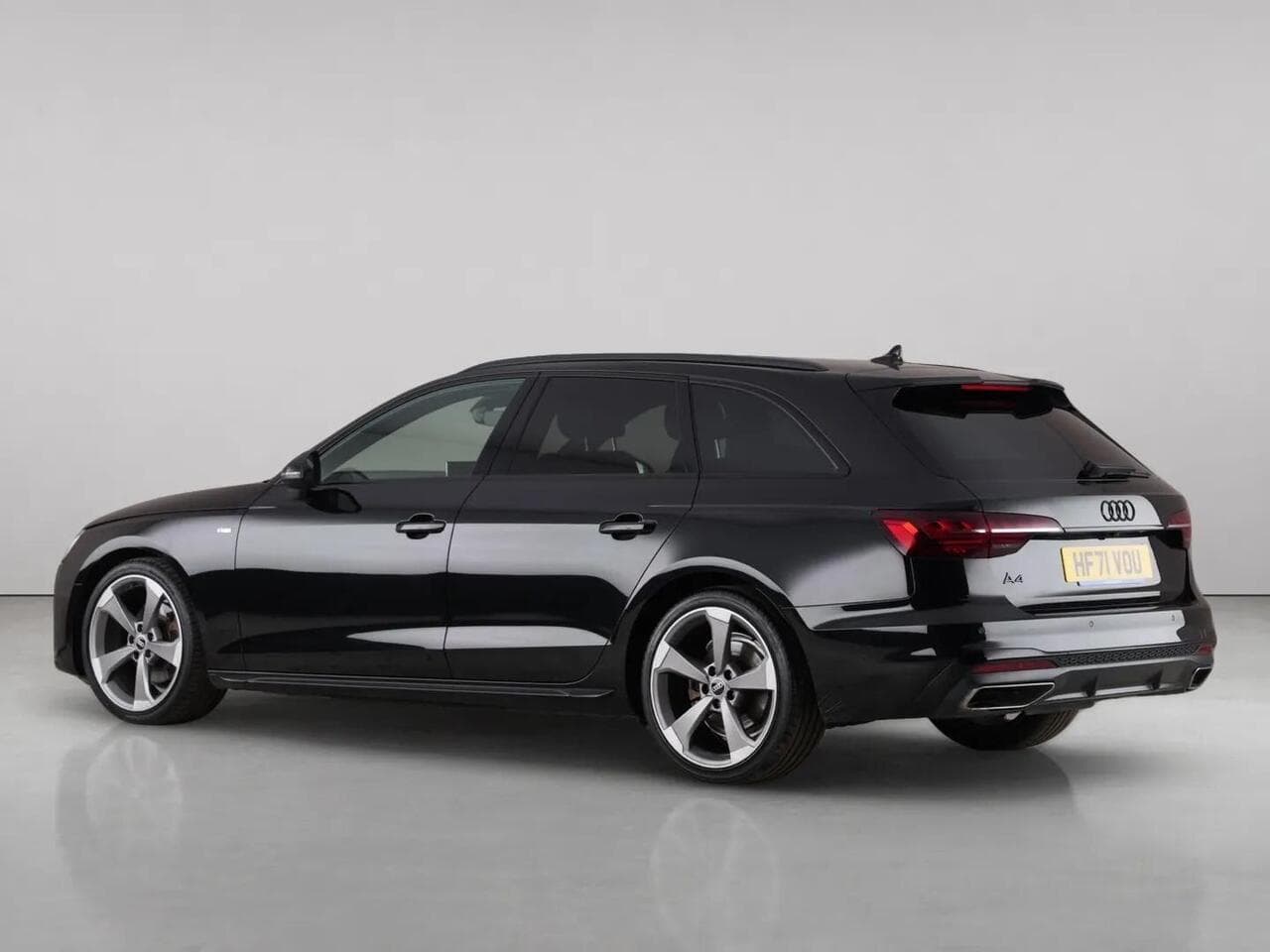Audi A4 Avant thumbnail Rear Left