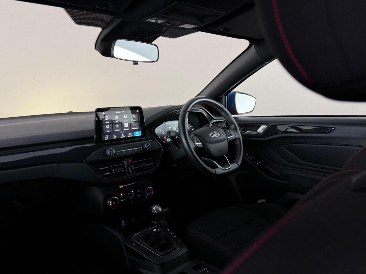 Ford Focus thumbnail Interior Front