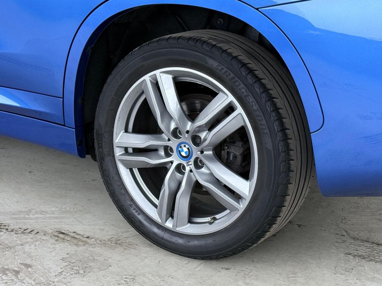 BMW X1 thumbnail Wheel