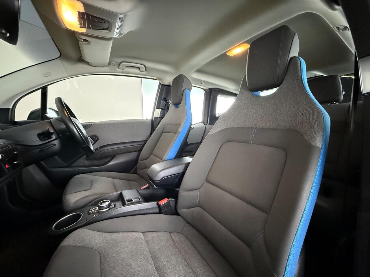 BMW i3 thumbnail Seat Front Passenger
