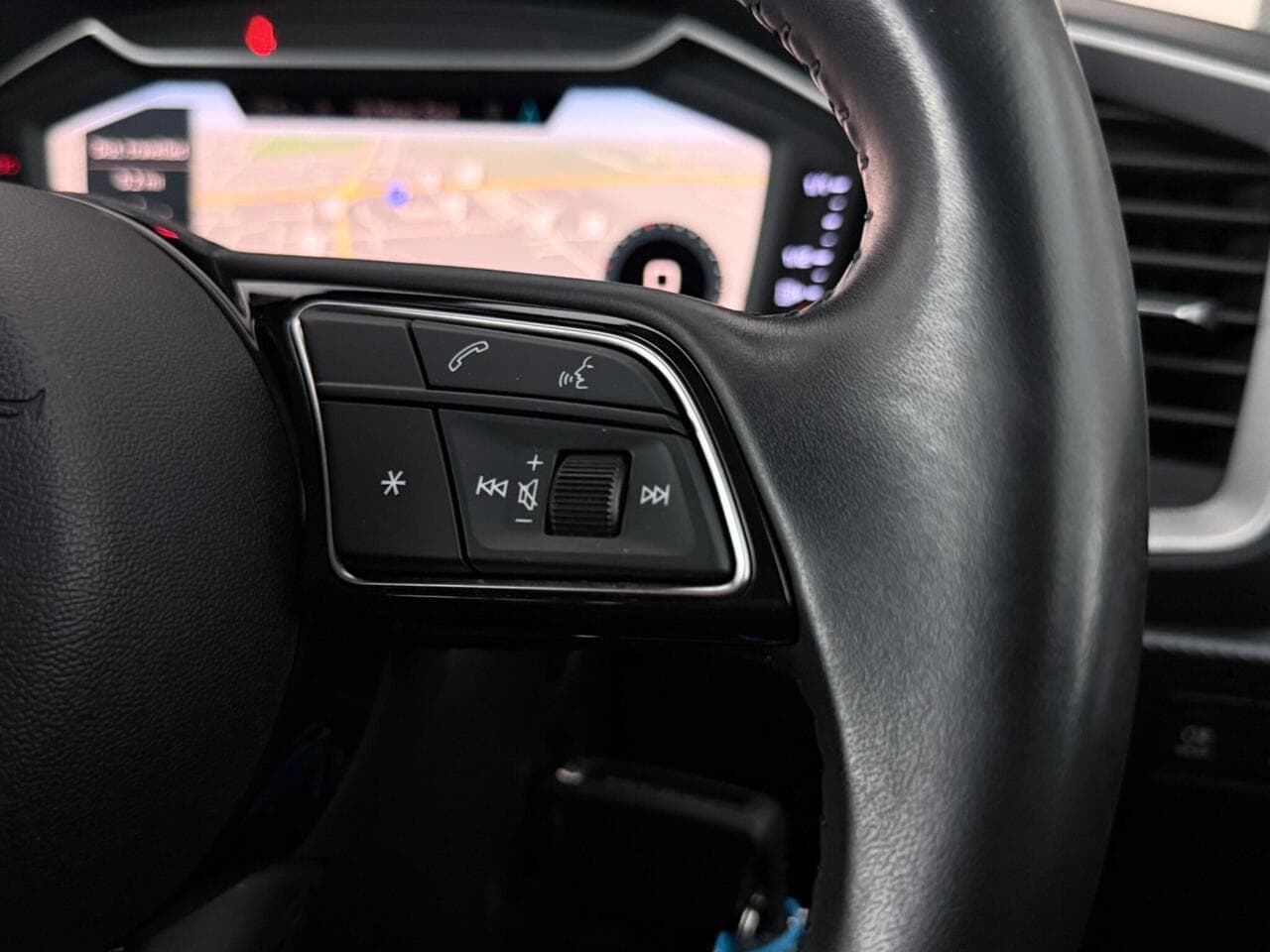 Audi A1 thumbnail Misc Controls