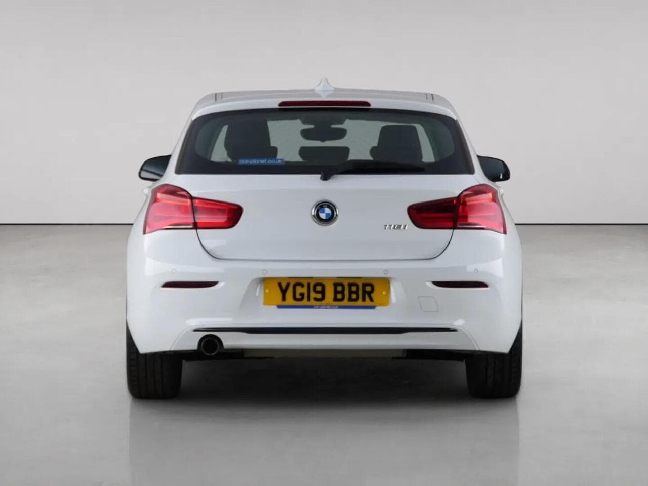 BMW 1 Series thumbnail Rear