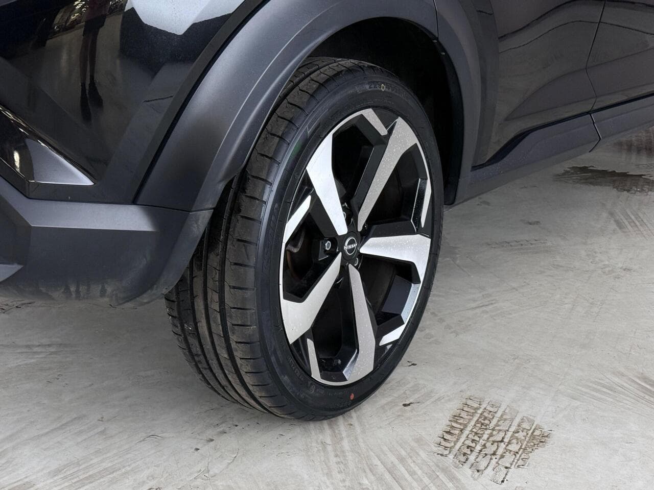 Nissan Juke thumbnail Wheel