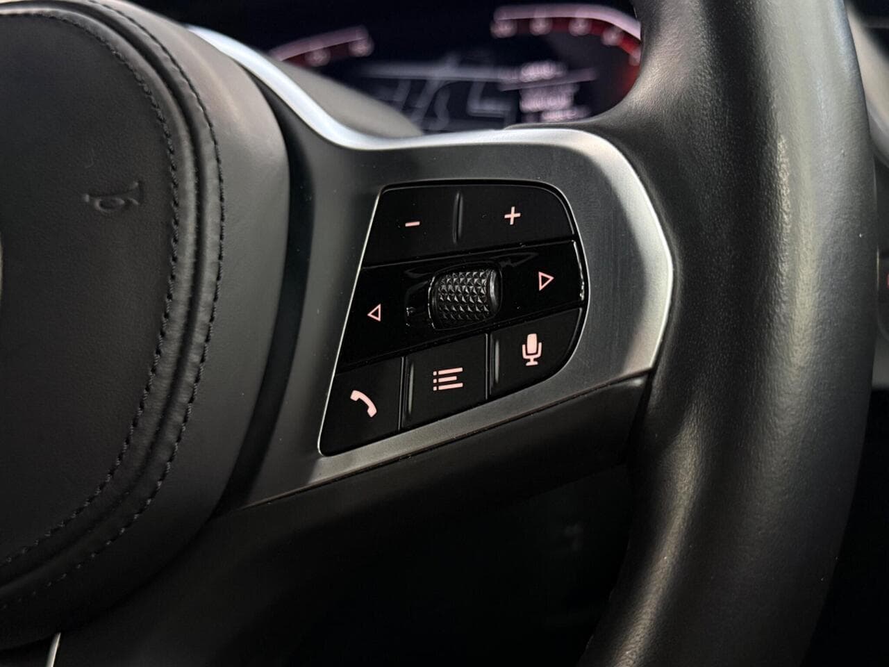 BMW 2 Series Gran Coupe thumbnail Misc Controls