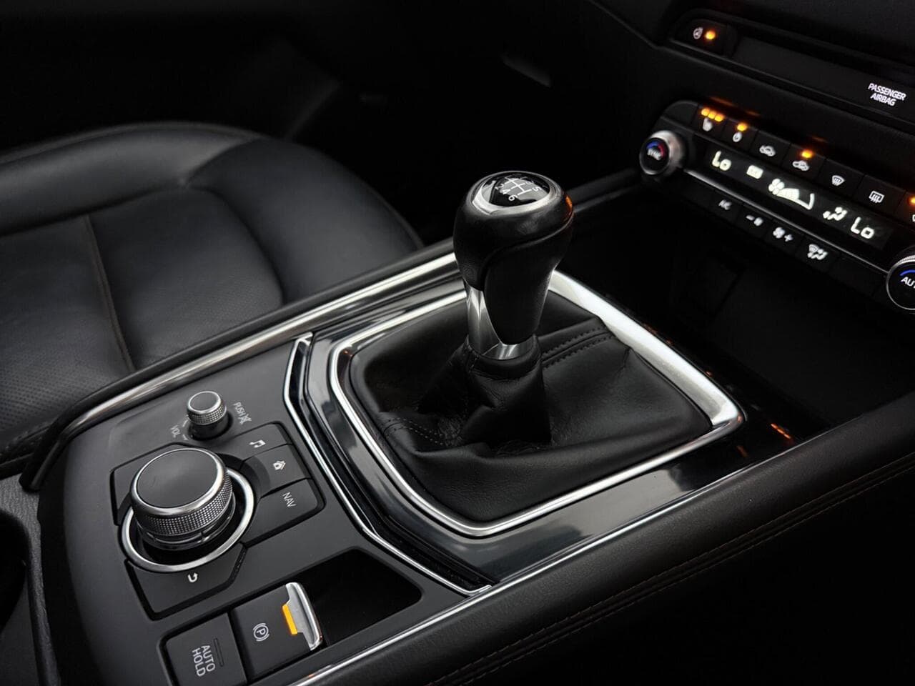 Mazda CX-5 thumbnail Interior Front