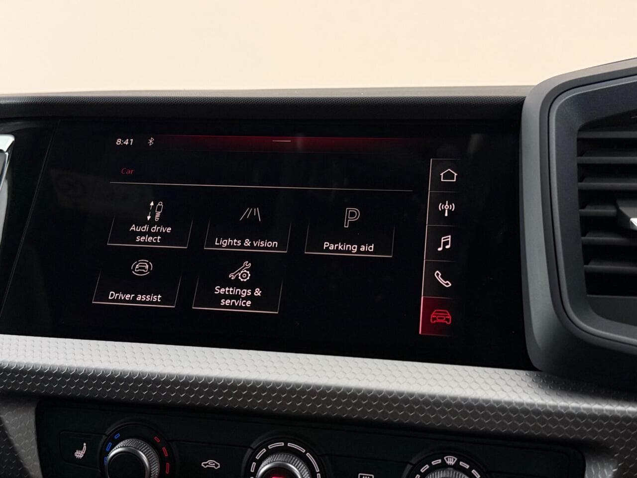 Audi A1 thumbnail Infotainment System