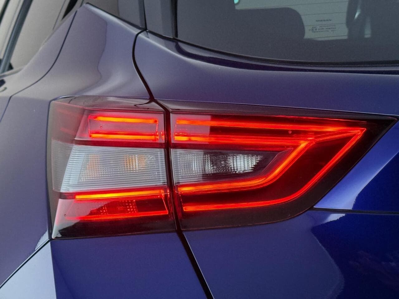 Nissan Juke thumbnail Lights Rear