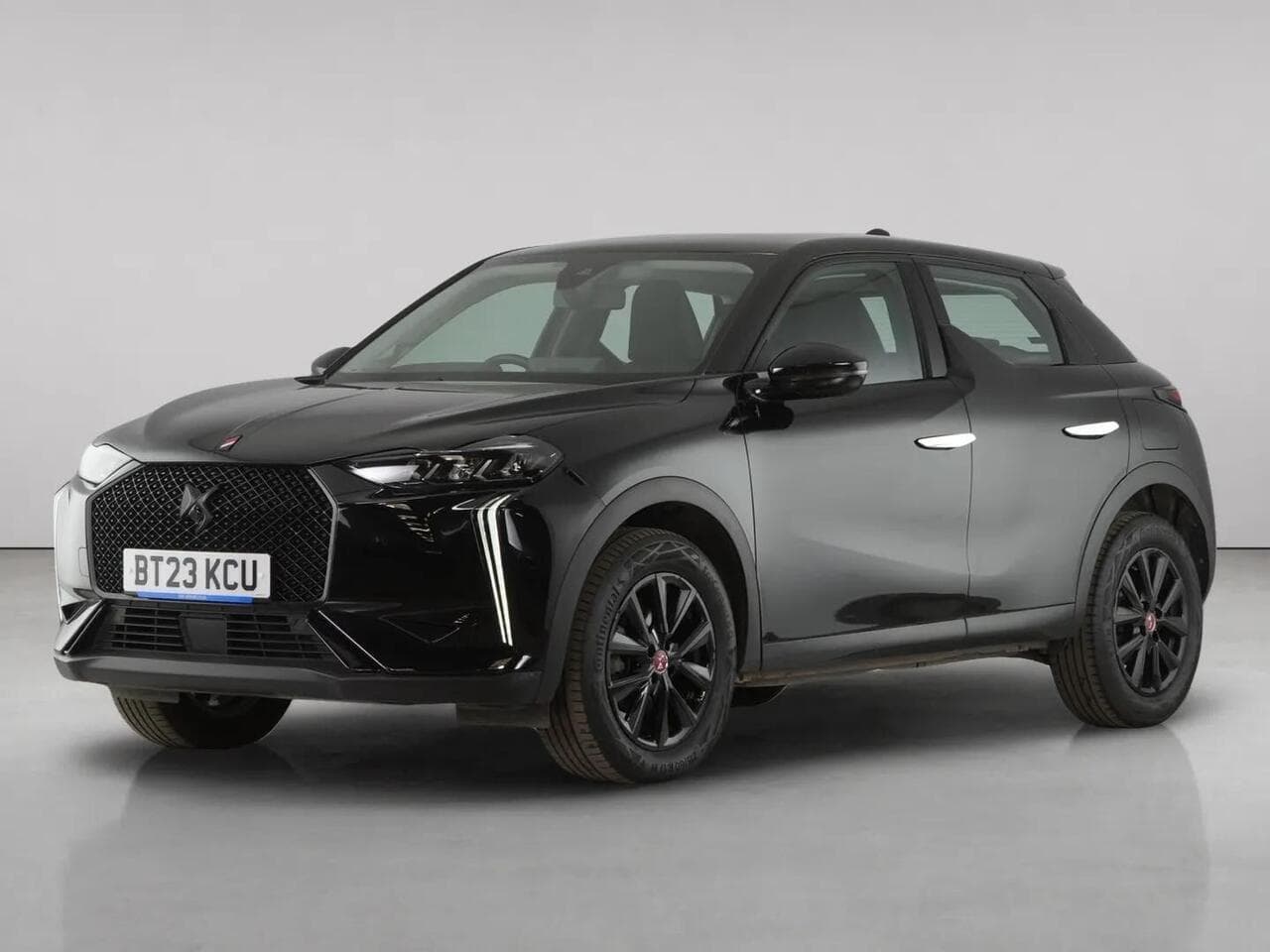 DS AUTOMOBILES DS 3 thumbnail Front Left