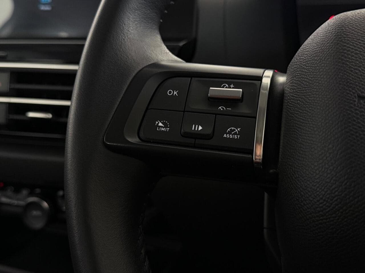 Citroen C4 thumbnail Misc Controls