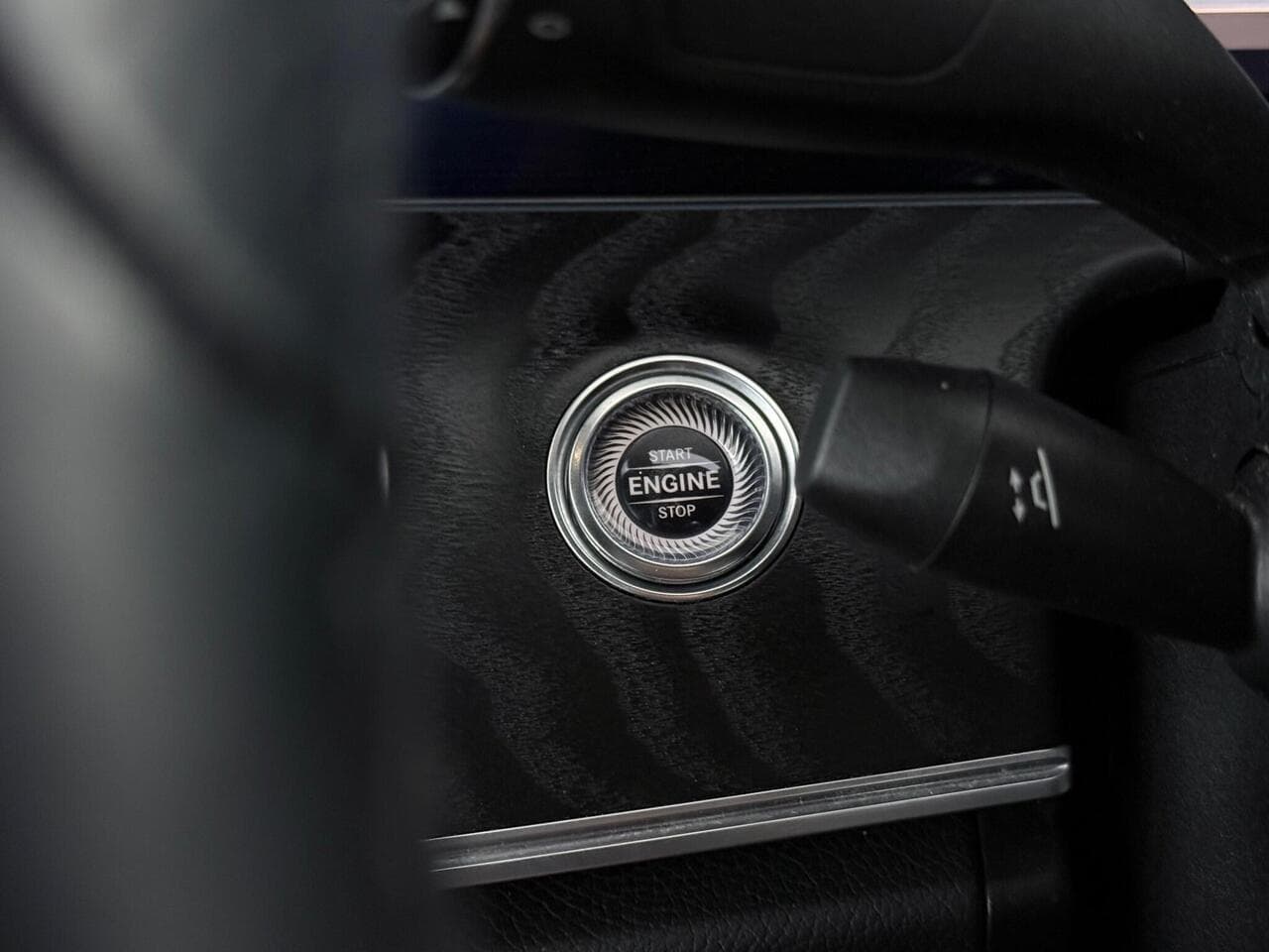 Mercedes-Benz E Class thumbnail Misc Controls